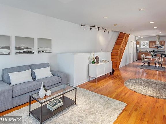 2nd image of 726 8th St NE #A