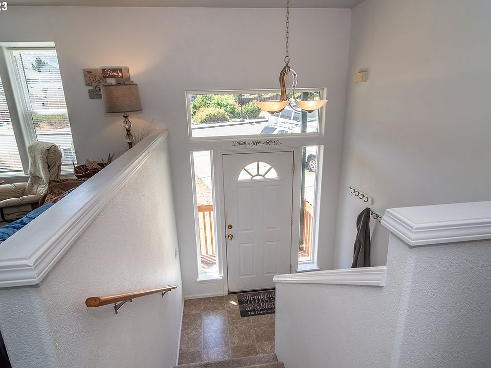 205 SE Lebleu Ln, Winston, OR 97496 MLS 23106384 Zillow