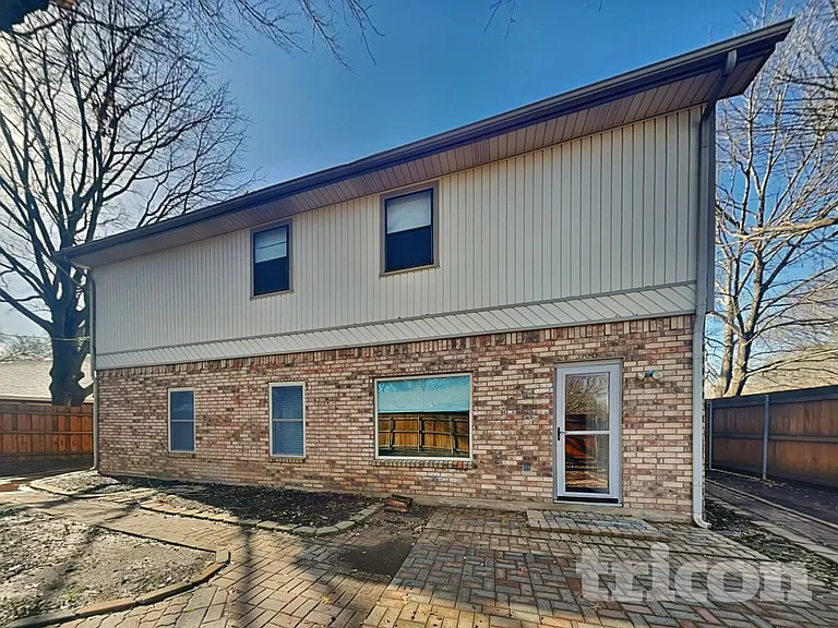 509 Live Oak Dr — Photo 18