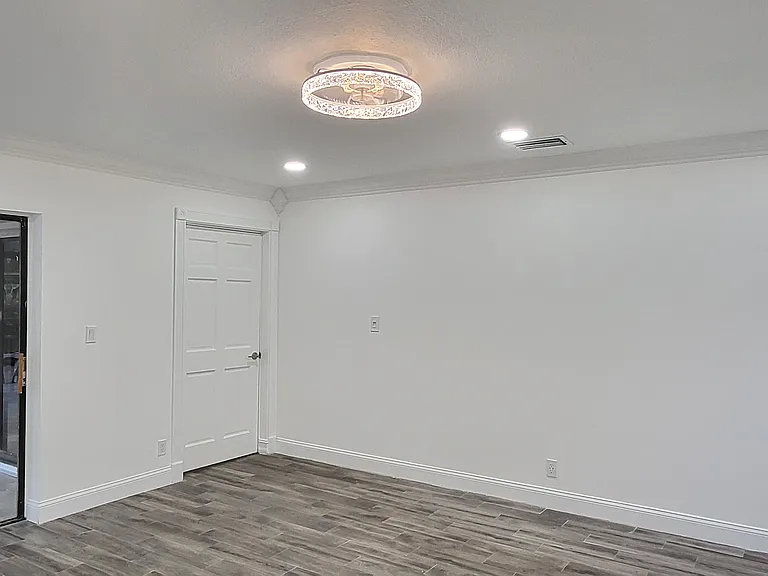 21452 Woodchuck Ln — Photo 15