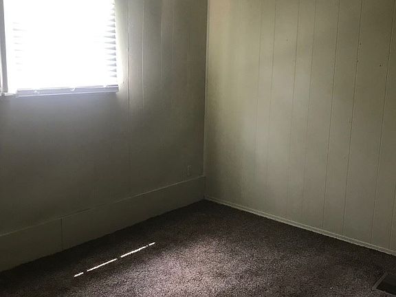 3rd image of 1493 E 22nd Ave