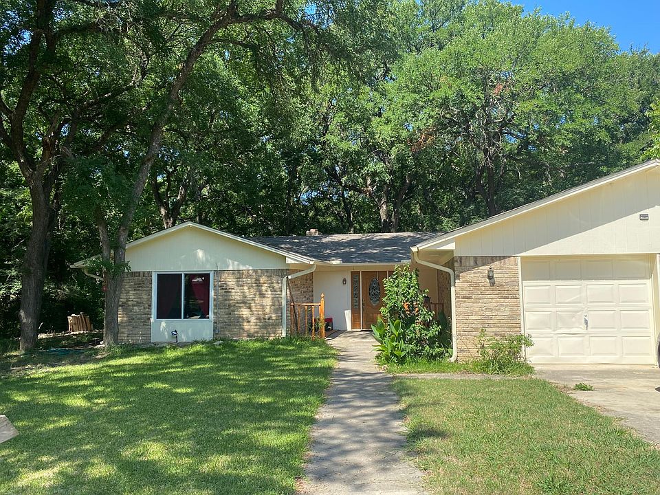 1st image of 3592 Centennial Dr