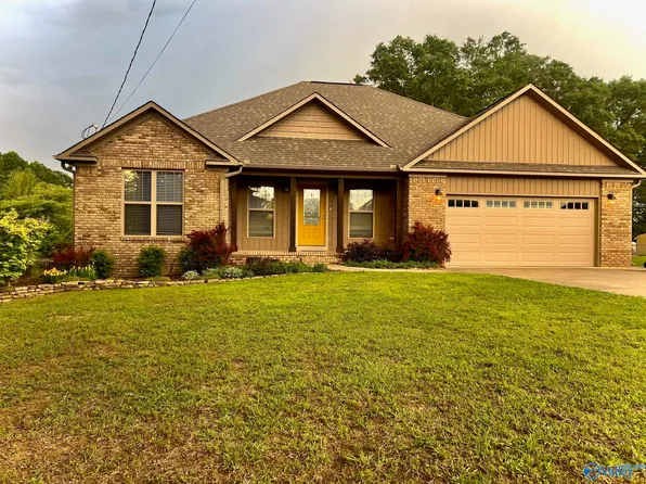 1601 Sturkietown Rd, Southside, AL 35907