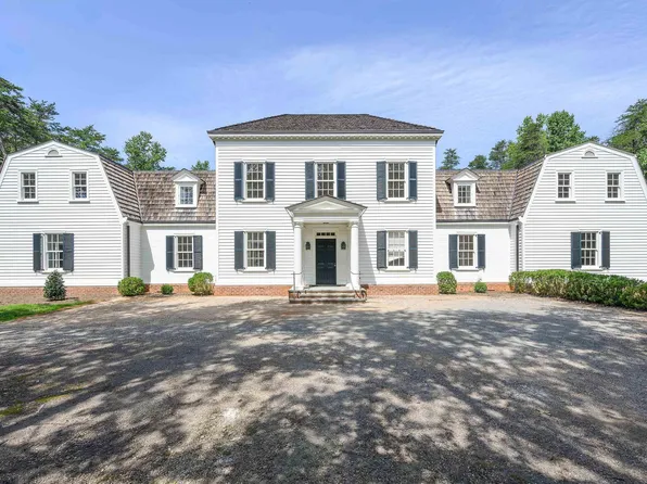 2621 Coopers Ln, Charlottesville, VA 22902