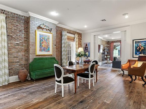 5th image of 828 Saint Charles Ave APT 10