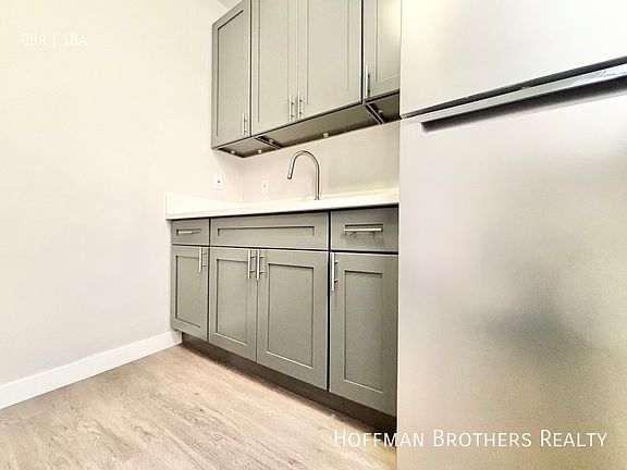 2nd image of 147 N New Hampshire Ave #9A