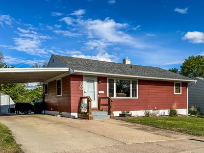 300 N Tyler Ave, Pierre, SD, 57501