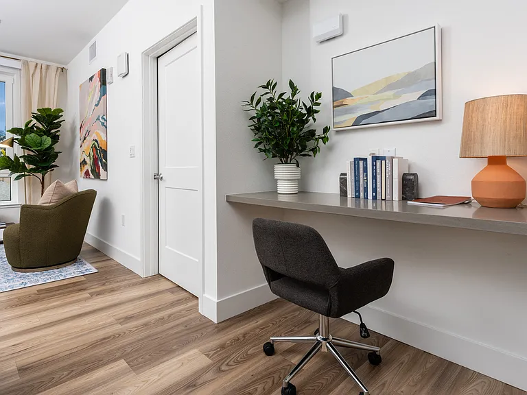 Alwell Apartments — Photo 28