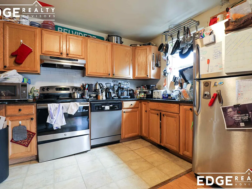 34 Raymond St #34A