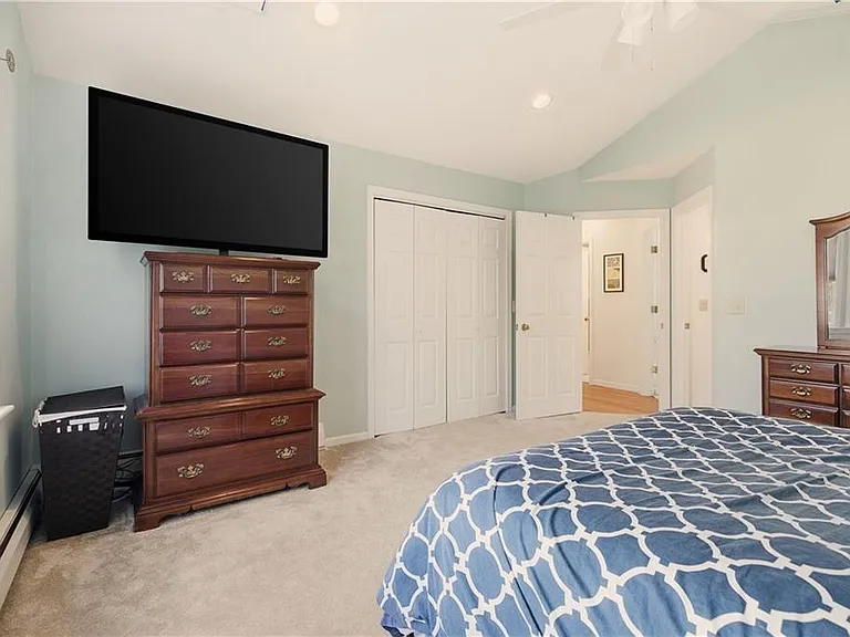 141 Laurel Ridge Ln — Photo 27