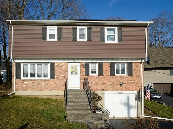 2 Memorial Drive, Suffern, NY 10901