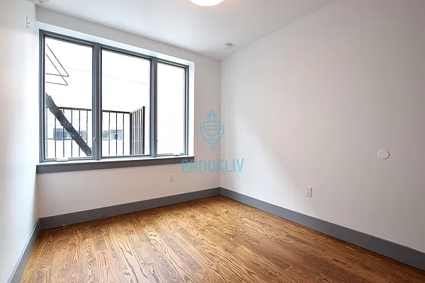 Rented by null | media 17