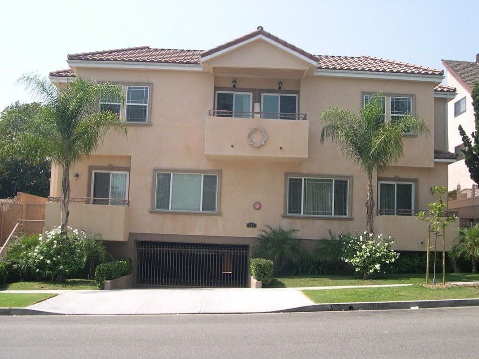 1st image of 631 E Magnolia Blvd Unit 104