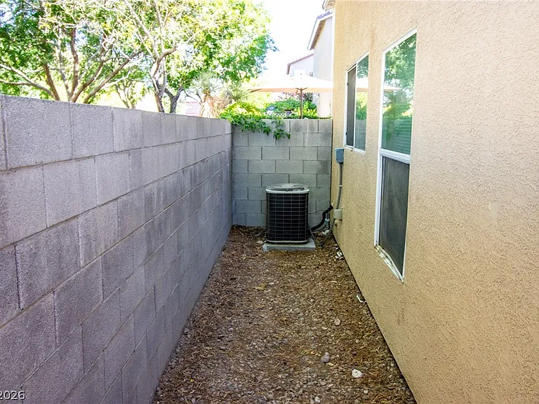 7218 Freedom Ring St — Photo 19