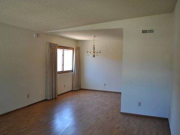5th image of 1736 Ponderosa Ln