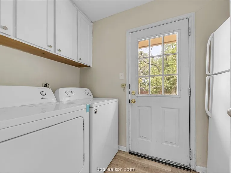 1803 Leona Dr — Photo 16