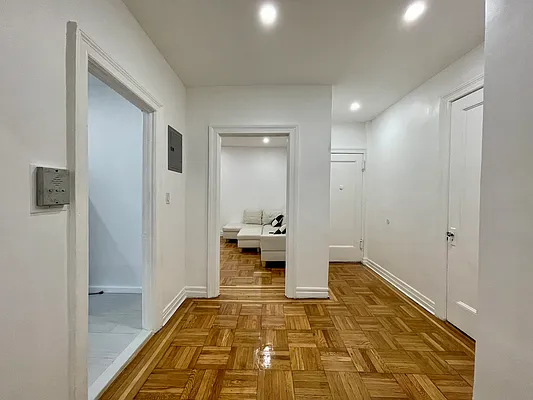 Rented by Mauro Bros Real Estate Services LLC | media 12