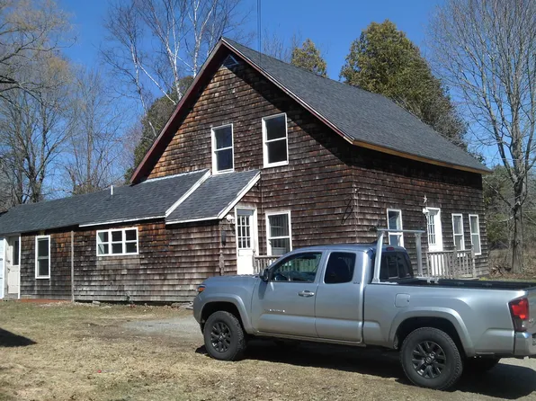 104 Beechwood Street, Thomaston, ME 04861