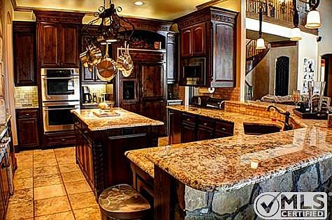 3rd image of 7108 Diamond Oaks Dr