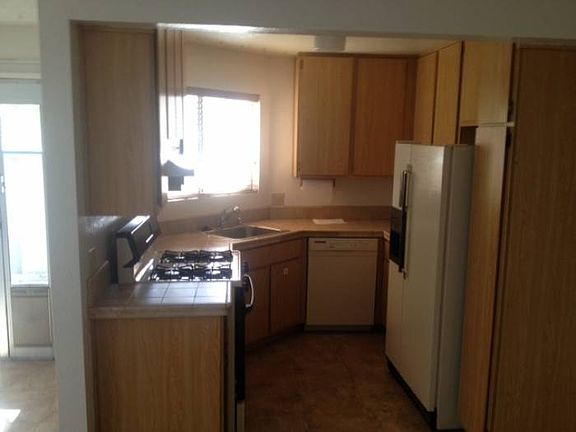 3rd image of 2403 Sunny Slope Dr
