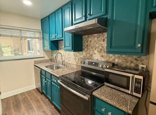 1399 Terra Nova Blvd, Pacifica, CA 94044