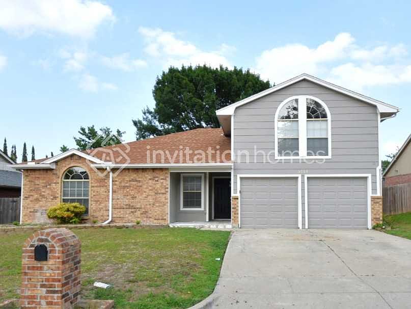 1st image of 5525 Royal Meadow Ln