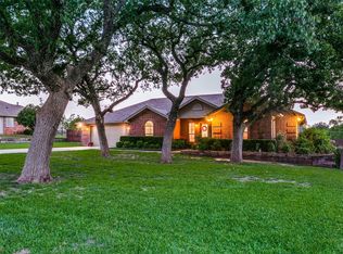 606 Grand Oaks Ct, Alvord, TX 76225