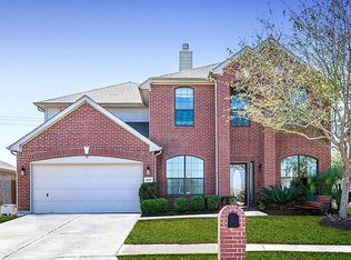 16851 Bending Creek Ln, Friendswood, TX 77546