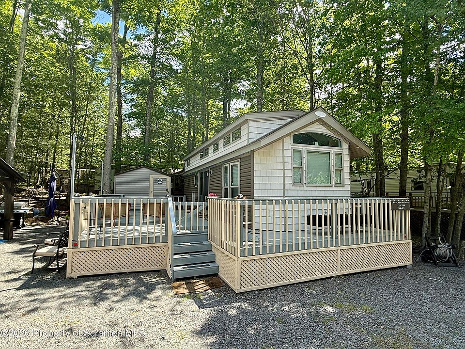 1st image of 23 Woodland Dr