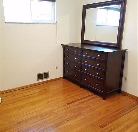 4th image of 4775 Robert Dr