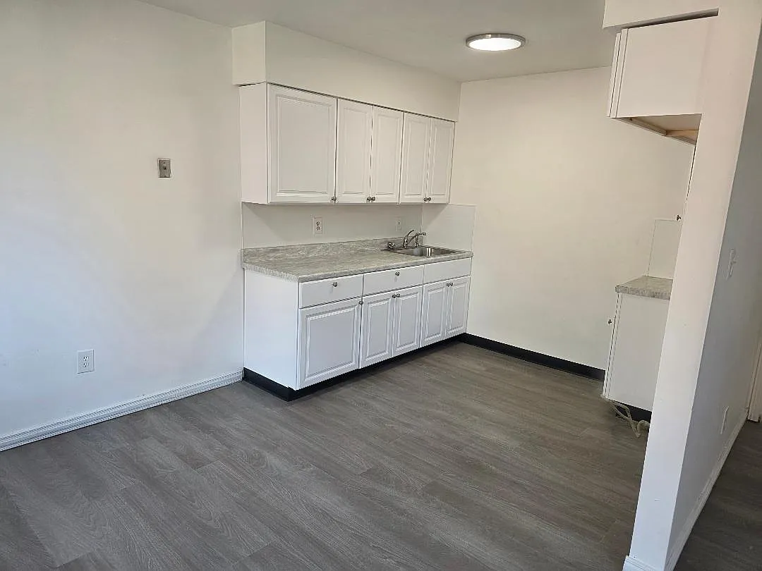 2 bed, 725 sqft, $975 — Photo 4