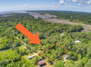8600 Maple Ave, Ocean Springs, MS 39564