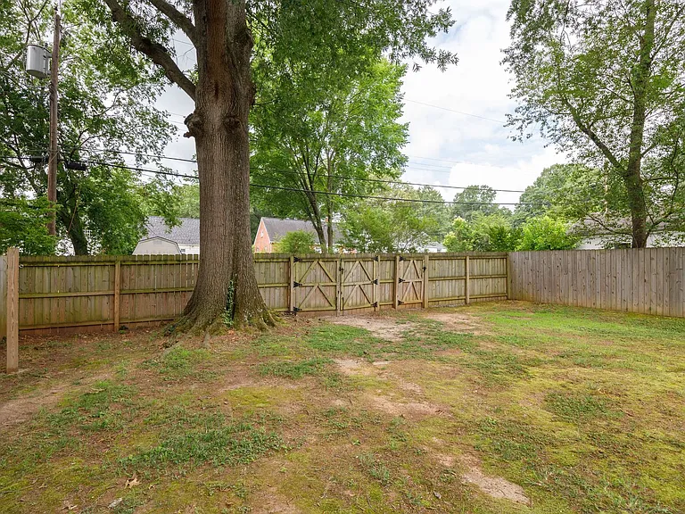 4815 Cutshaw Ave — Photo 43