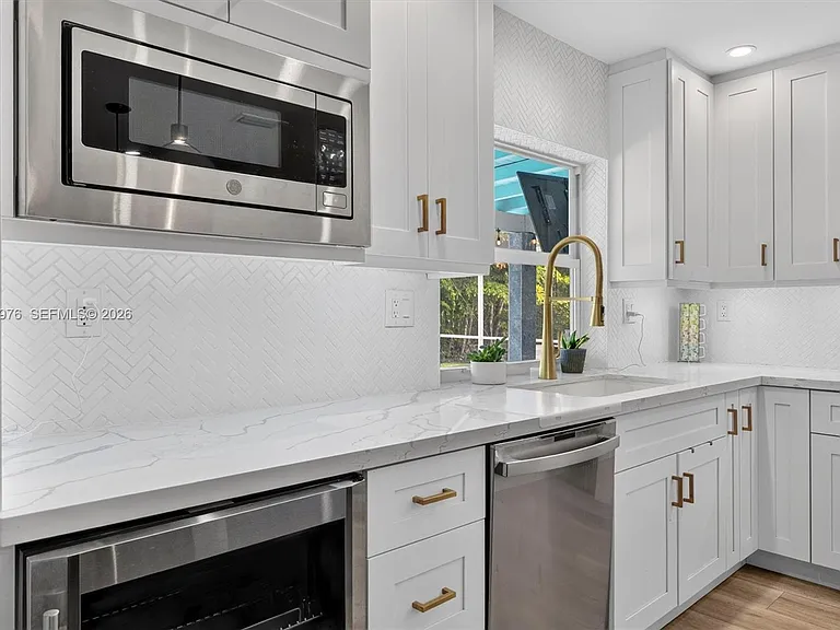 16840 SW 87th Ave — Photo 41