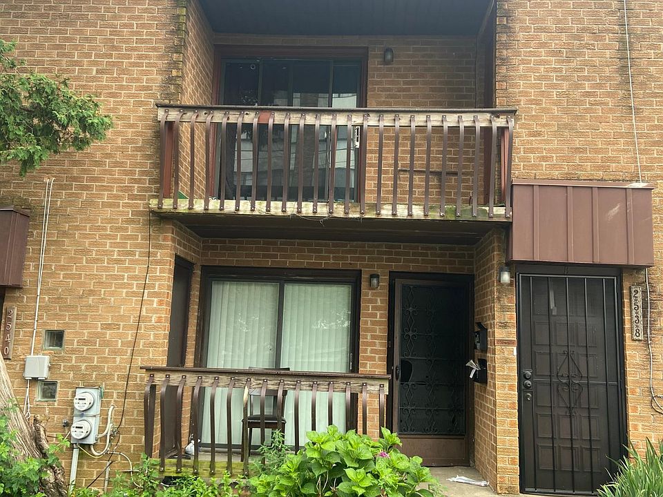 1st image of 2538 Faunce St #1