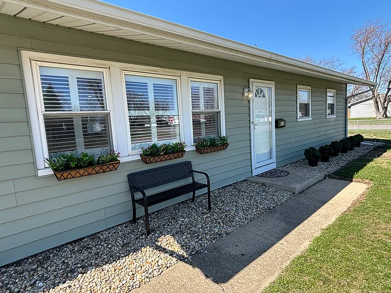 601 N Bradner Ave — Photo 16