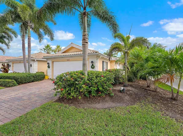 8229 Saint Johns Ct, Wellington, FL 33414