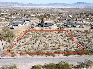 65 Sapphire Rd, Lucerne Valley, CA 92356