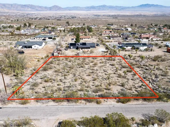 65 Sapphire Rd, Lucerne Valley, CA 92356