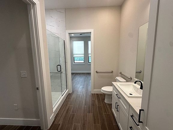 5th image of 900 New Day Ave #203