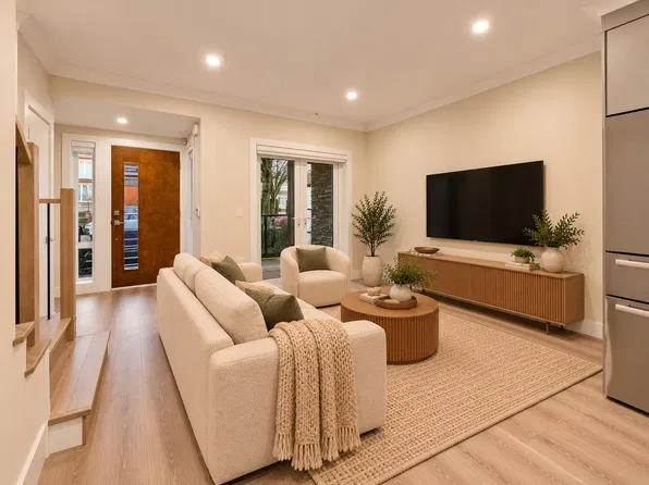 8303 French St, Vancouver, BC V6P 4W2