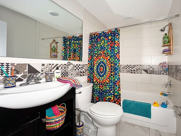 4th image of 94 Havemeyer St APT 2A