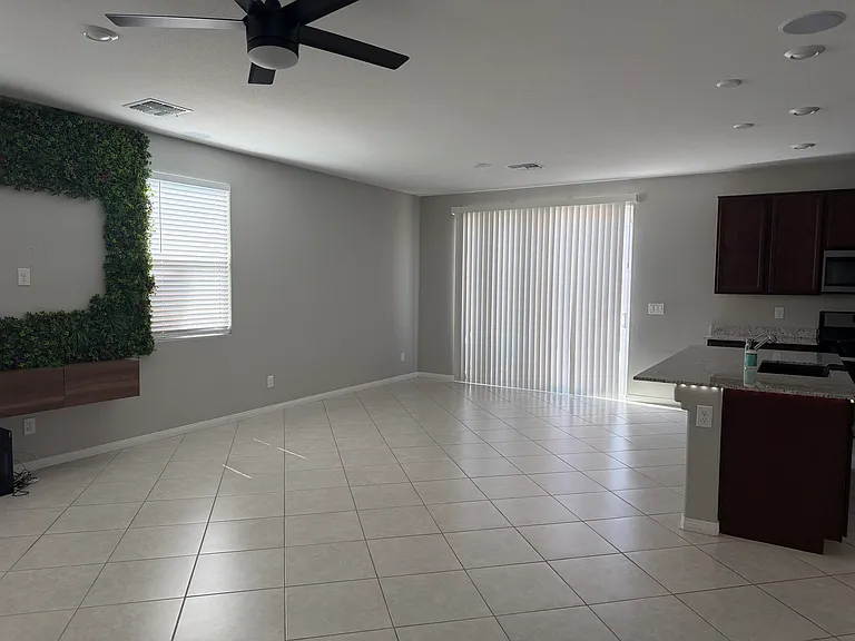 1723 Sylvan Shire Ave — Photo 14