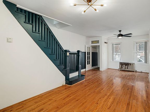 5th image of 2451 Jasper St