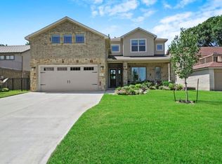97 La Costa Dr, Montgomery, TX 77356