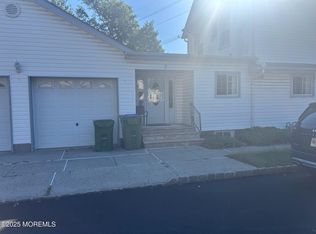 7 Candy Court, Edison, NJ 08817