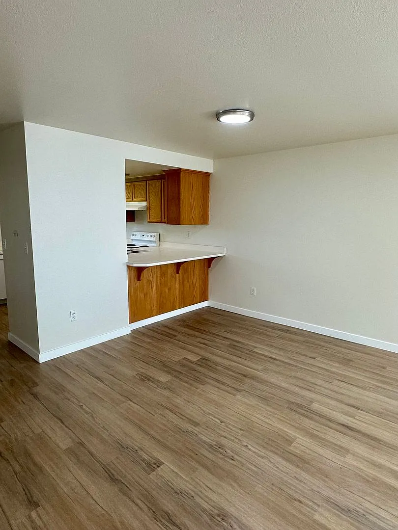 1/2 Off 2nd Month's Rent — Photo 4