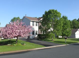 7098 Wellington Lane N, Maple Grove, MN 55369