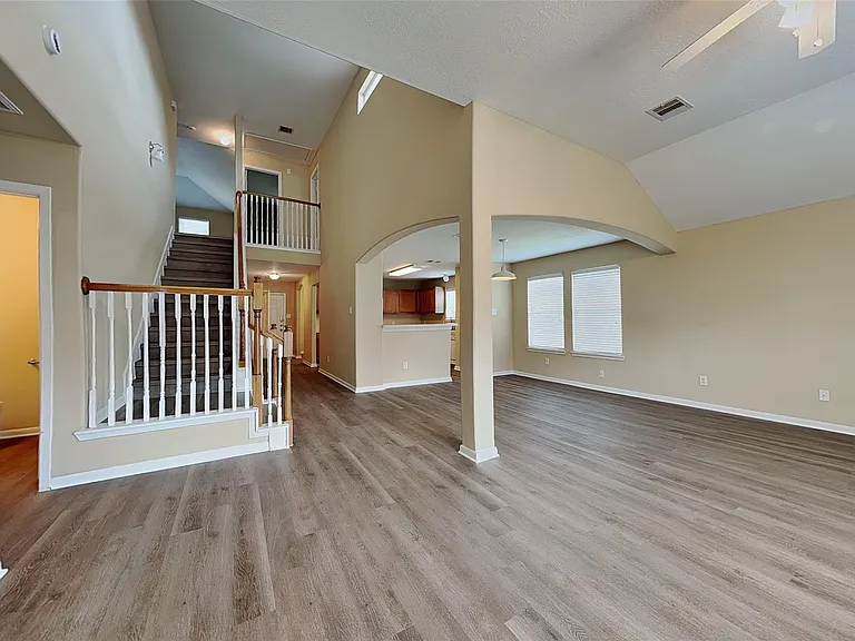 6530 Portlick Dr — Photo 5