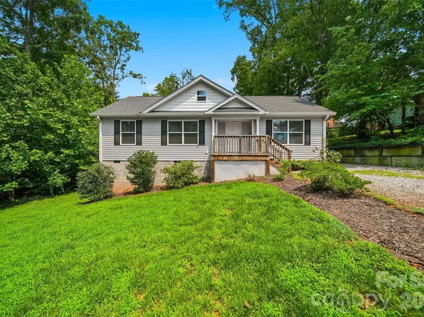 117 Falls St, Morganton, NC 28655